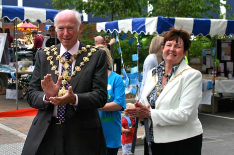 The Mayor and Mayoress open proceedings at Tesco's Lockoford Lane community fair