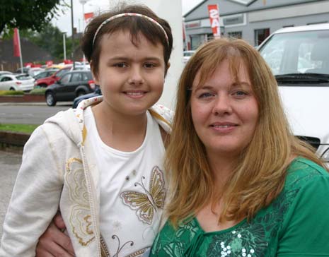 Jessica and mum, Claire.