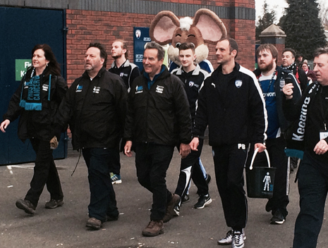 Jeff Stelling has been ploughing through his 10 marathons in 10 days walk - an effort which will see him have walked an incredible 262 miles down the country, calling at 31 football clubs on the way.