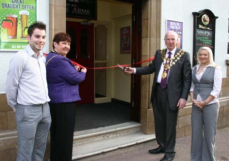 The Mayor and Mayoress of Chesterfield officially open the Gardeners Arms on Glumangate with new licensees, Tiffany and Aaron