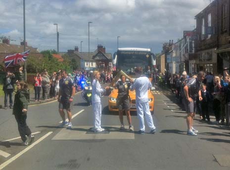 Molly gives her 'kiss' as the Torch continues it's journey along Chatsworth Road