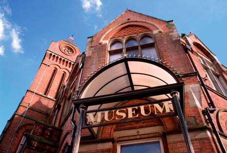 A special art installation at Chesterfield Museum will remember local men who served as stokers in the First World War.