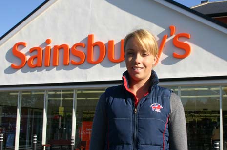 Paralympian Sophie Wells helped the Mayor of Chesterfield cut the ribbon at todays opening