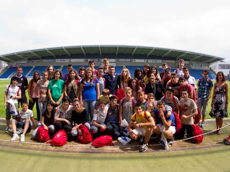 The Proact Stadium played host to some Spanish visitors, as students and leaders from the Chesterfield Centre, based in Madrid, paid the club a visit. They have been visiting the town since 1966.