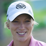 Melissa Reid offers support ot Derbyshire Golf