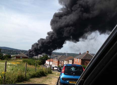 Derbyshire Fire Crews and others Praised By Fire Chiefs After Sheffield Blaze Brought Under Control