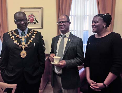 Chesterfield has been pleased to receive the High Commissioner of Namibia, Steve Katjiuanjo, today - to pay tribute to the 20th year anniversary of twinning between the town and Tsumeb in Africa.