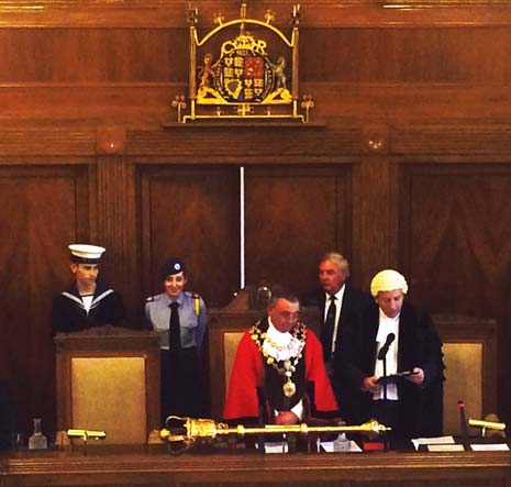 On Tuesday night, in the Council Chambers at the Town Hall, Barry was duly elected Mayor of Chesterfield for the year 2015/16.