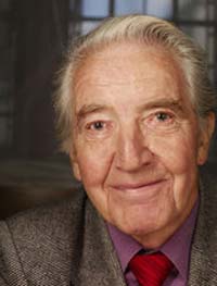 Bolsover MP Dennis Skinner Shows Support For Homeless And Vulnerable