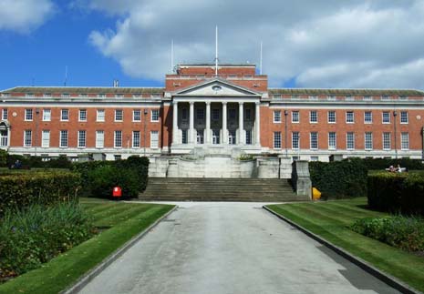 Plans to refurbish Chesterfield Town Hall so the building can generate at least £240,000 of income each year to invest in protecting frontline services are to be considered by councillors.