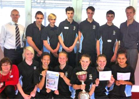 Derbyshire CCC Share Trophy With Young Sports Leaders
