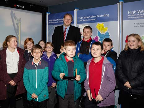 Toby Perkins MP for Chesterfield, joined students from Tupton Primary School on Mantra