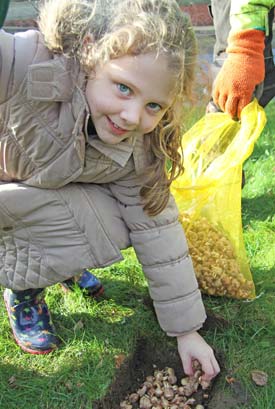 Pupils from Brampton Primary School have helped bring a touch of colour to the town's coach station.