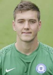 Alfreton Town extend loan of keeper Joe Day