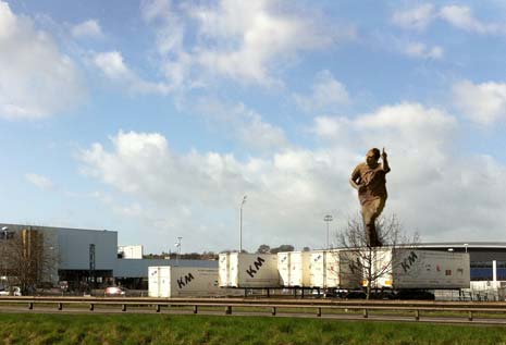 Artists impression of the new Jack Lester statue at the B2Net