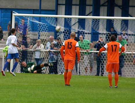 A cheeky Andrea Pirlo style 'dinked' penalty by Randall on 87 saw the Spireites seal an emphatic victory.