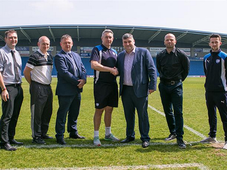 An exciting new partnership has been agreed between the academy and the Spireites Community Trust, leading to the launch of the Chesterfield FC Emerging Talent Centre (ETC). 