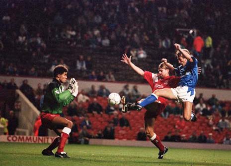 Chesterfield Striker Steve Norris puts one of his 2 goals past David James