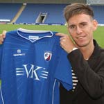 Chesterfield Football Club sign Arsenal midfielder Mark Randall