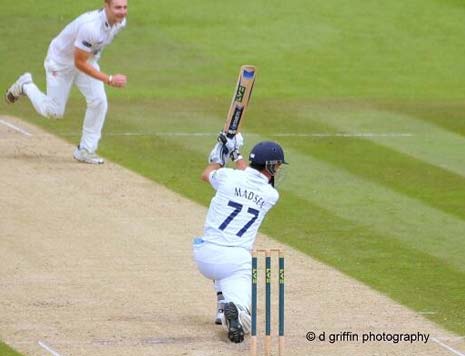 The visitors seemed to be in trouble on 139-6, but an excellent Captain's knock from Madsen - lasting 270 balls and including 10 fours - and an unbeaten 62 from Academy graduate Burgoyne helped Karl Krikken's side recover to 274 all out.