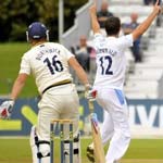 Borthwick And Smith Frustrate Derbyshire Bowlers On Day 3