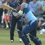 Derbyshire Skipper Madsen Signs New Contract