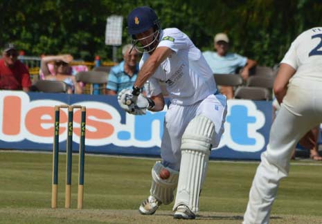Derbyshire skipper Wayne Madsen had provided some useful resistance to the Yorkshire attack and he brought up his fifty from successive boundaries from Patterson on his way to a 141