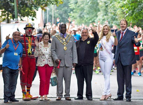 The much heralded inaugural Chesterfield Marathon took place in town yesterday (Sunday 14th September), with runners pounding the streets all over Chesterfield in aid of various charities.