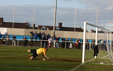 Substitute Jordan Hill gives Staveley a two goal lead, lobbing the keeper after only 3 minutes on the pitch