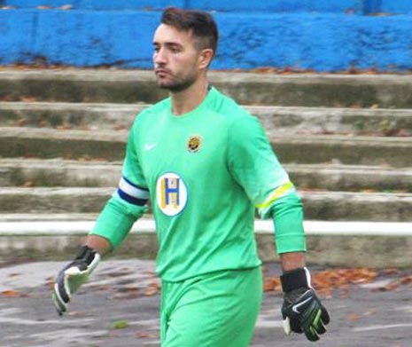 The first half belonged to the visitors and Staveley had keeper Steve Hernandez to thank for keeping them in the game with a number of good saves